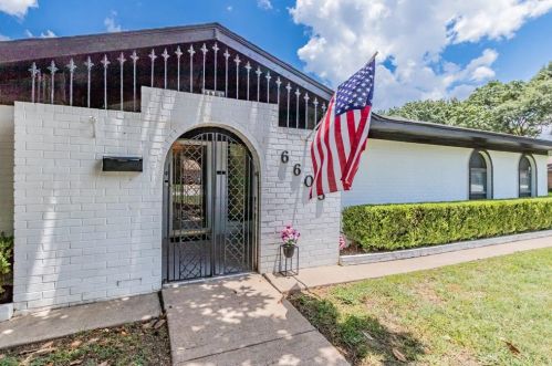 6605 Trail Lake Dr, Fort Worth TX  76133-5006 exterior
