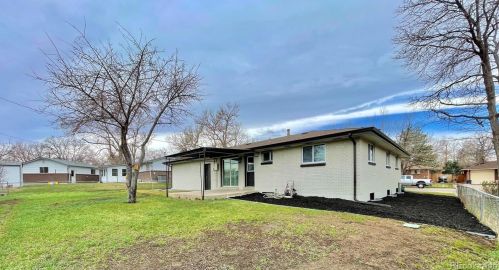 1520 Estes St, Denver CO  80232-6522 exterior