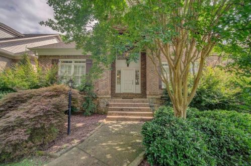 73 Belle Isle Rd, Atlanta GA  30342-2533 exterior
