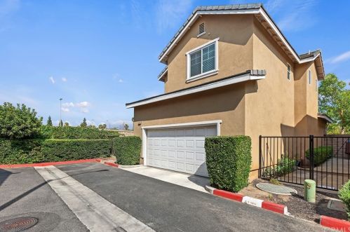 9720 Streamwood Ct, Riverside, CA 92503-3150