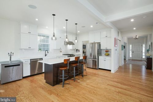 304 Lakeview Ave, Haddonfield NJ 08033-1609 exterior