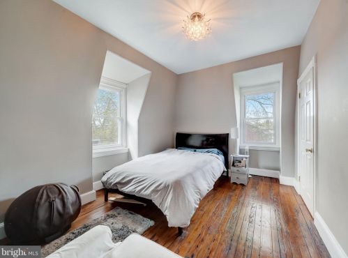 430 42 St, Philadelphia PA 19104-0044 exterior