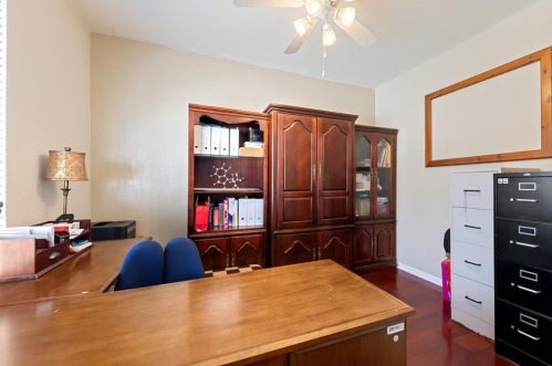 3921 Canyon Glen Cir, Austin TX  78732-2179 exterior