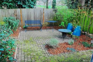 2207 James St, Seattle, WA 98122-6089
