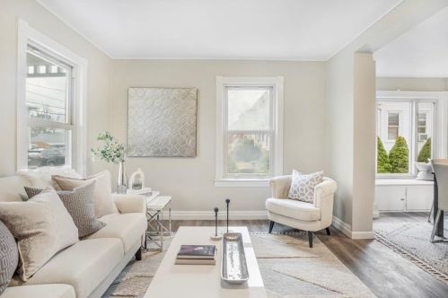 14 Francis St, Coventry, RI 02816-5742