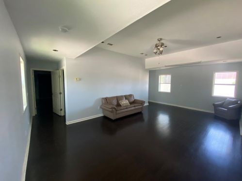 5136 Locke Ave, Fort Worth TX  76107-5516 exterior