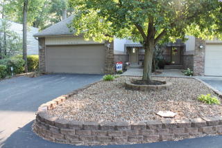 3033 Golf Ter, Danville, IL 61832-1228