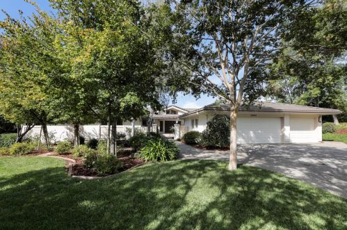 24600 Bella Ladera Dr, Los Altos, CA 94024-4762