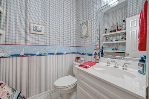 6009 Longmire Trl, Conroe TX  77304-4866 exterior