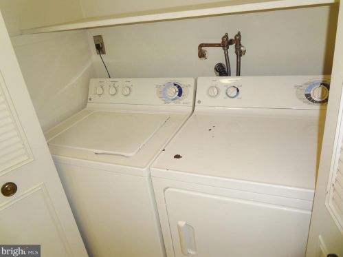 3386 Chiswick Ct, Silver Spring MD 20906-1649 exterior