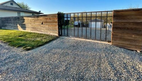 7737 Gilbert Rd, Valley Home, CA 95361-9213