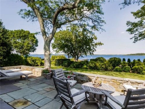 190 Ferry Rd, South Kingstown, RI 02874-3913