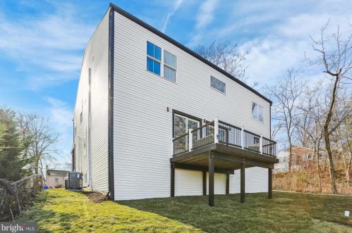 6615 Gude Ave, Silver Spring MD 20912-4827 exterior