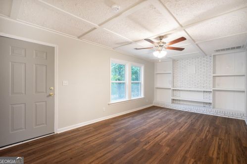 586 Hudson Rd, Lagrange, GA 30240-7504