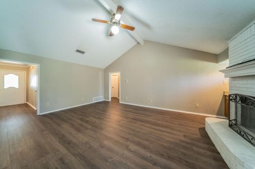 5353 Lynda Ct, Fort Worth TX  76180-5961 exterior