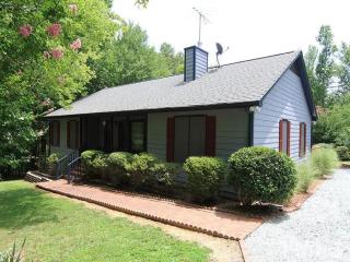 1012 Wolf Laurel Ct, Rougemont, NC 27572-7432