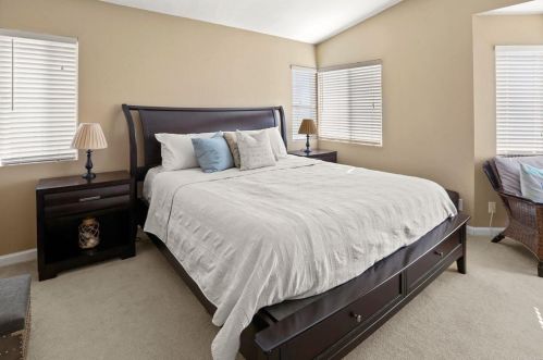 1894 Timber Trl, Vista CA 92081-7326 exterior