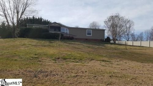 129 Turning Leaf Ln, Easley, SC 29640-6426
