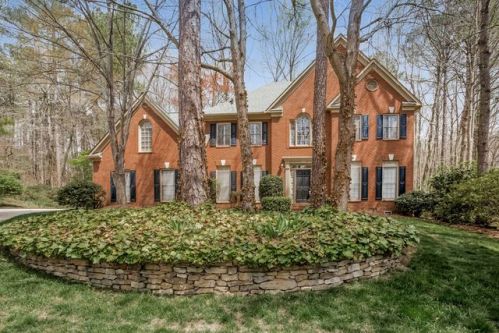 124 Stone Gate Way, Mableton, GA 30126-1976