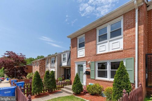 14812 Anderson Ct, Woodbridge, VA 22193-1220