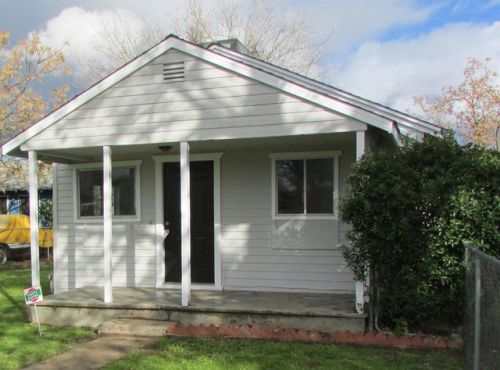 229 Pueblo Ave, Modesto, CA 95351-5333