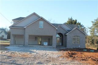 8419 Manor Farm Dr, Murfreesboro, TN 37129-2132