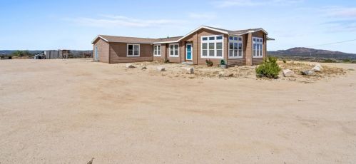 39201 Opalocka Rd, Boulevard, CA 91905-9682