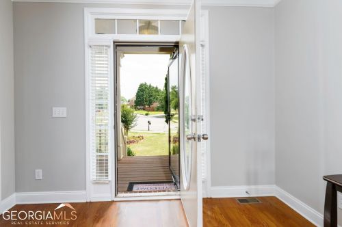 199 Blue Creek Ln, Loganville, GA 30052-8226