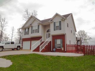 227 Desperado Ave, Pulaski, TN 38478-7516