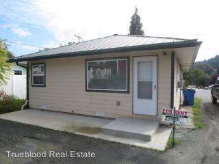 151 Johnson St, Myrtle Creek OR  97457-8517 exterior