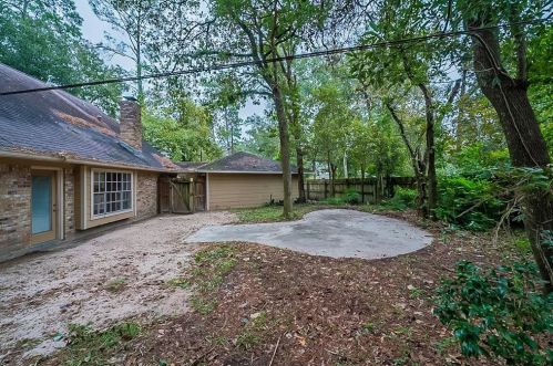 543 Braxton Bragg Ln, Conroe TX  77306 exterior