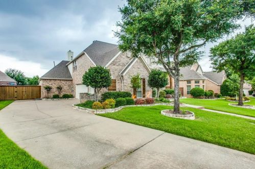 2620 Creekway Dr, Carrollton, TX 75010-4227