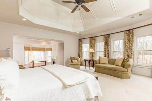 700 Glengate Pl, Atlanta GA  30328-7257 exterior