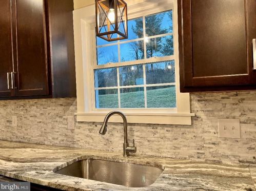 201 4th Ave, Richmond National Battlefiel, VA 22835-1400