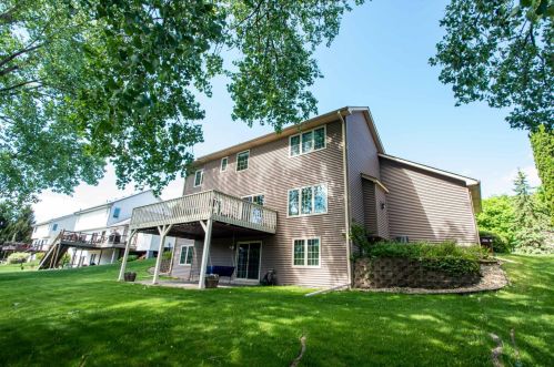 9063 Duckwood Trl, Saint Paul MN  55125-8687 exterior
