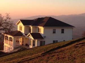18940 Mustang Dr, Tehachapi, CA 93561-5462