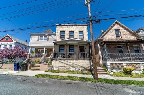 492 Brace Ave, Perth Amboy, NJ 08861-3019