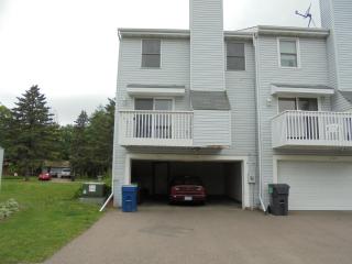 1710 Merrimac Ln, Minneapolis MN  55447-2640 exterior