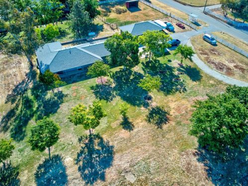 13535 Beskeen Rd, Clay, CA 95638-9788