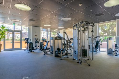 5082 Scholarship, Irvine CA  92612-5695 exterior