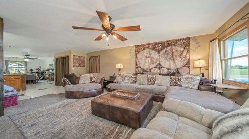 5491 Harlan Dr, Hillcrest, IL 61068-9102