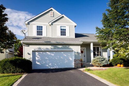 6701 Carlisle Curv, Prior Lake, MN 55379-7008