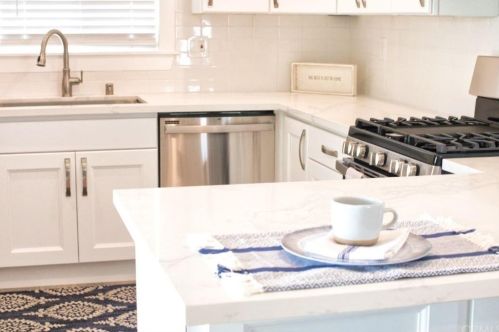 14412 Cordary Ave, Hawthorne CA  90250-8340 exterior