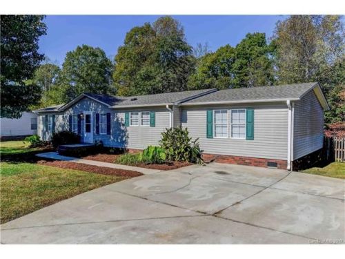 145 Ridge Creek Dr, Bells Cross Roads, NC 28166-7711