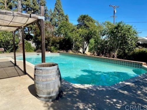 962 Buena Creek Rd, San Marcos, CA 92069-9719