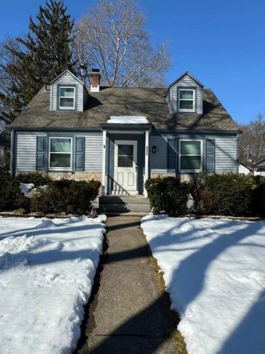 2907 Greenleaf St, Allentown, PA 18104-3856
