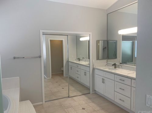 935 Cloverdale Dr, Anaheim CA  92808-1684 exterior