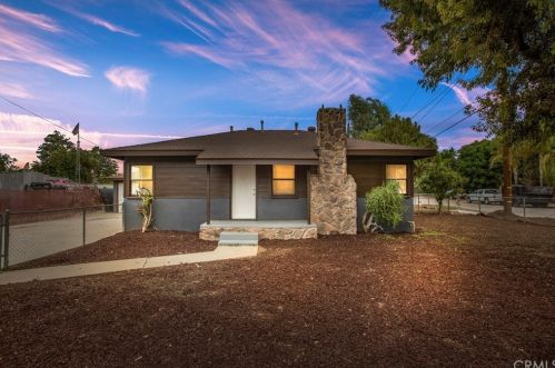 10705 Cypress Ave, Riverside, CA 92505-1219