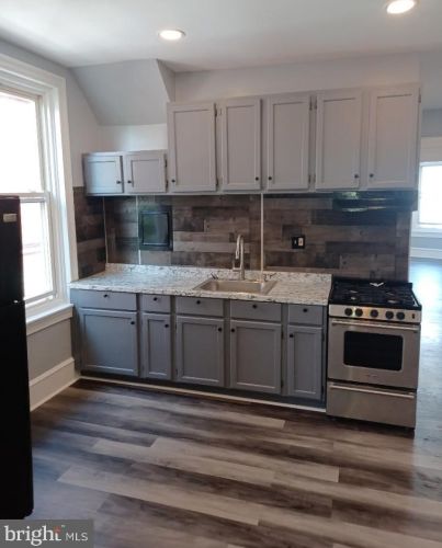 5006 12th St, Philadelphia PA  19141-3518 exterior