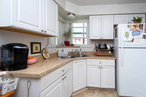 11802 Acacia Ave, Hawthorne CA  exterior